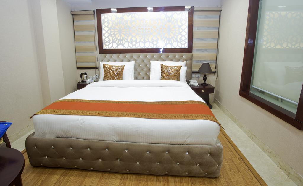 Hotel L'Affaire Делхи Стая снимка